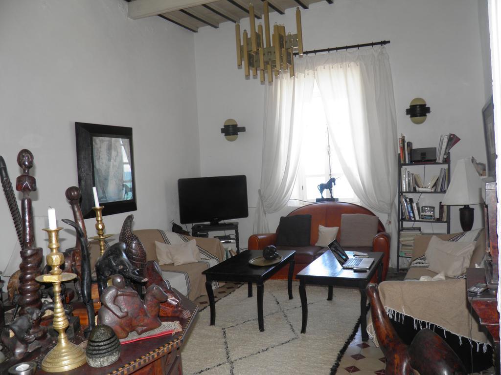אסאוירה La Maison Des Artistes מראה חיצוני תמונה